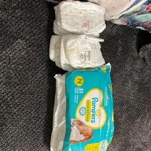 Newborn diaper’s